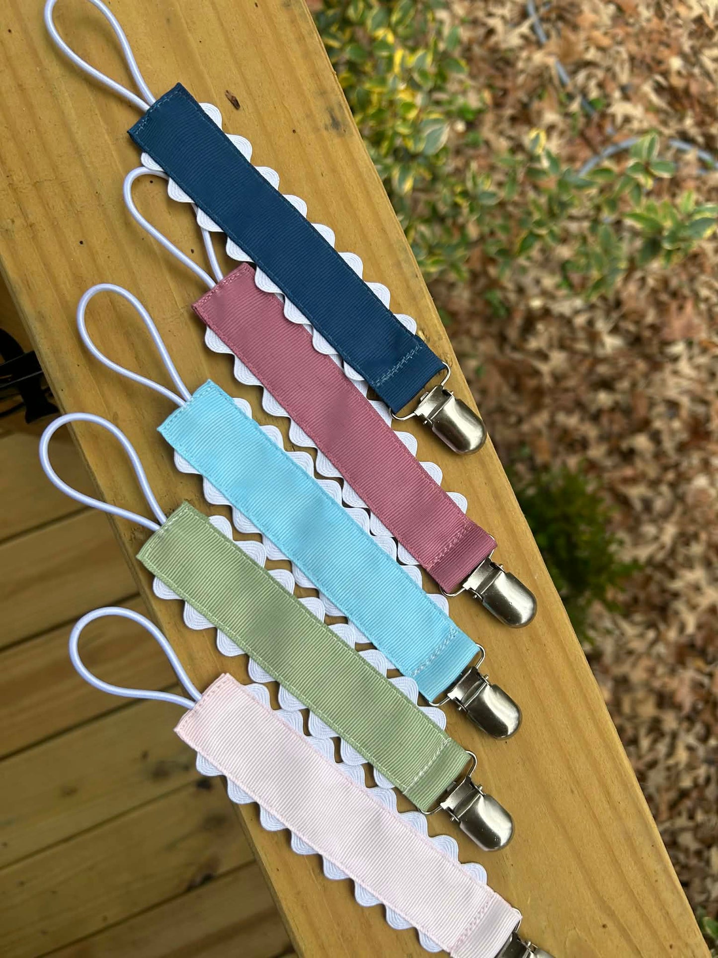 Paci Clips