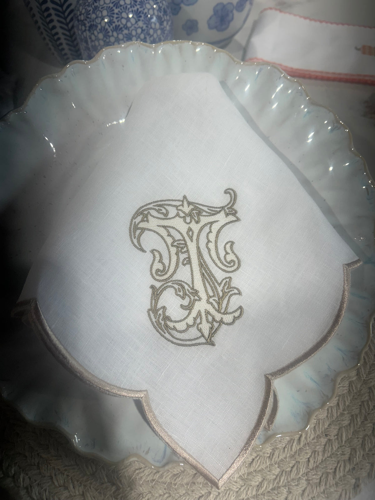 Linen dinner napkins