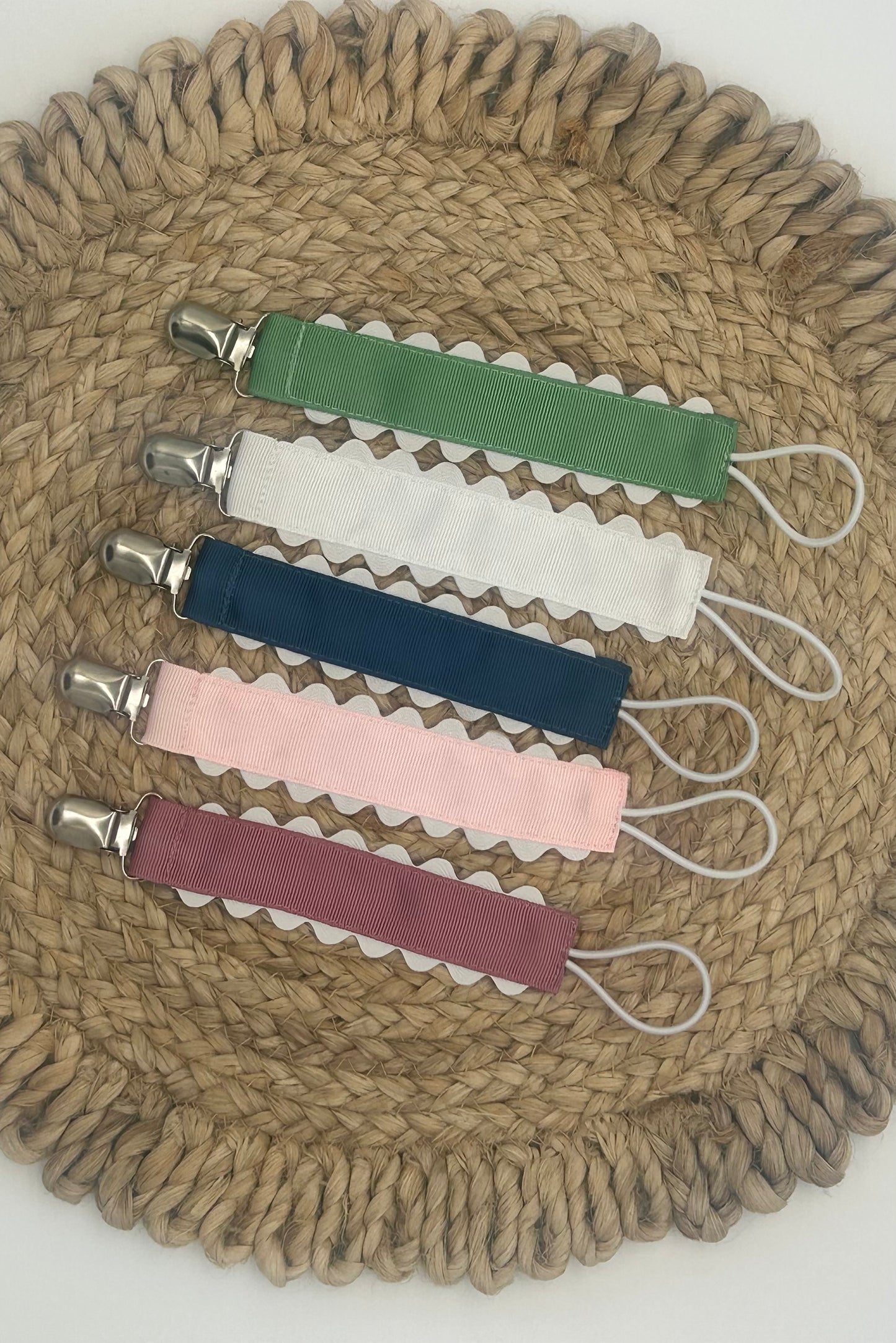 Paci Clips