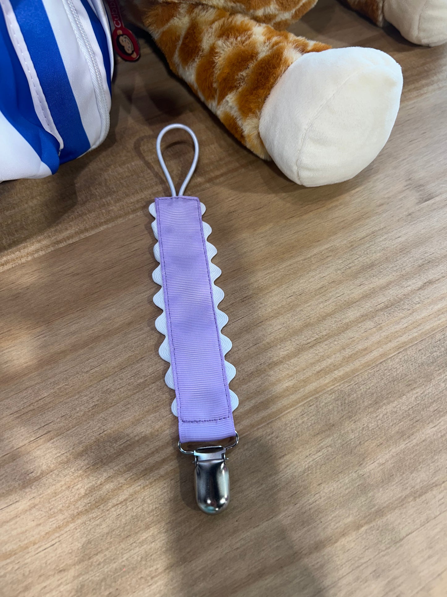 Paci Clips